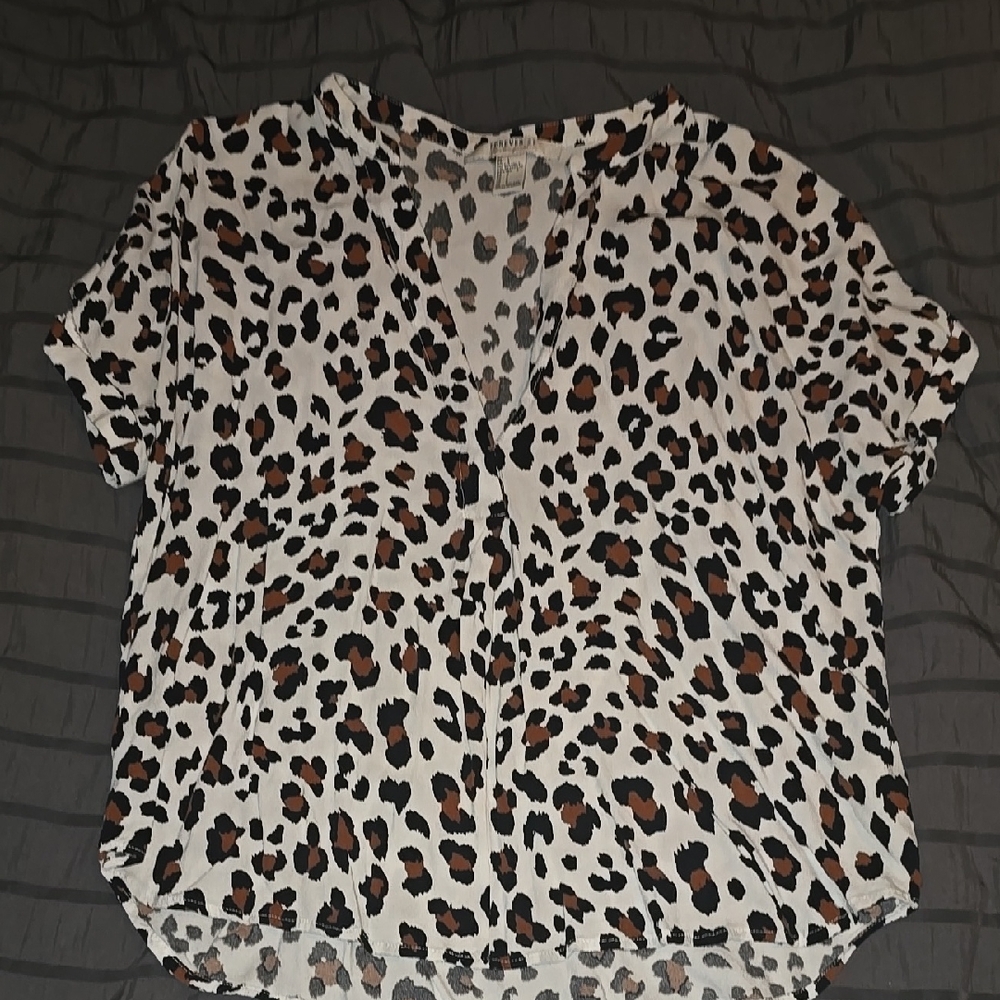 Forever 21 Cream Boxy Blouse with Mandarin Collar